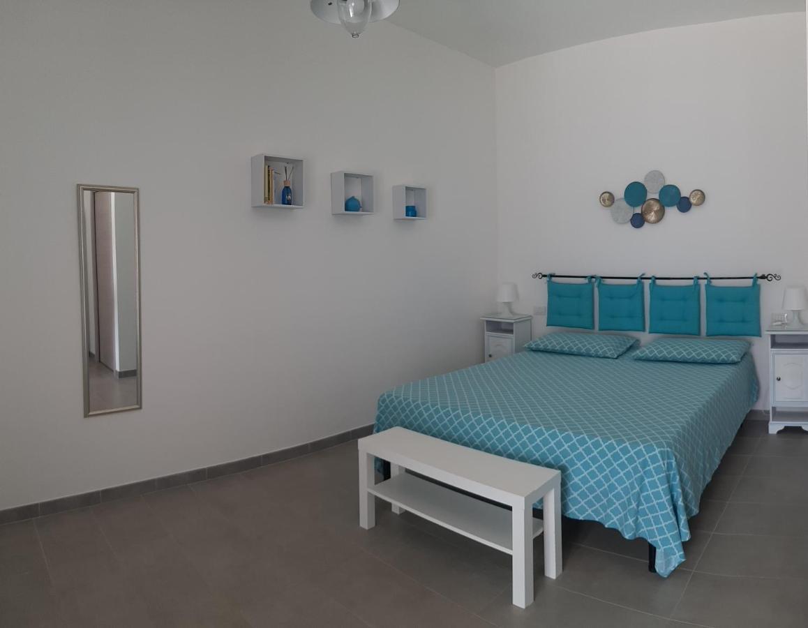 B&B And Home Restaurant La Casa Del Pescatore Sant'Anna Arresi Ngoại thất bức ảnh